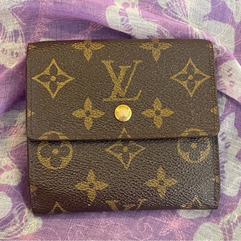 Louis Vuitton Brown Monogram Wallet EUC!